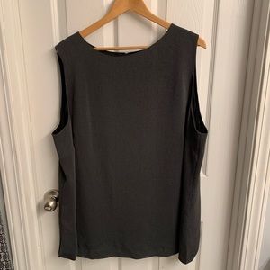 Casual Corner Lined Sleeveless Shell